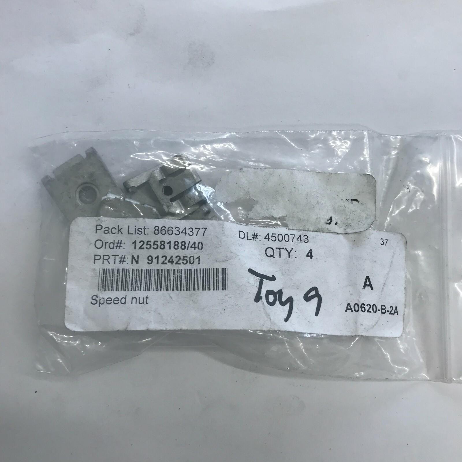 Genuine Audi Q7 S-Line Speed Nut Cover Support Retainer 4 Piece 