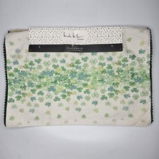 Nicole Miller Shamrocks Placemats Green St Patrick's Day Clover Polyester 13X19