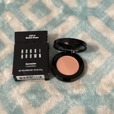 Bobbi Brown Corrector Light To Medium Bisque **BRAND NEW IN BOX**