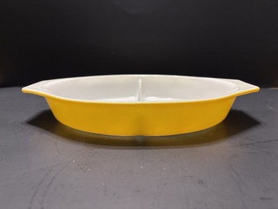 PYREX Yellow White Oval Glass Divided Dish 1 1/2 Quart
