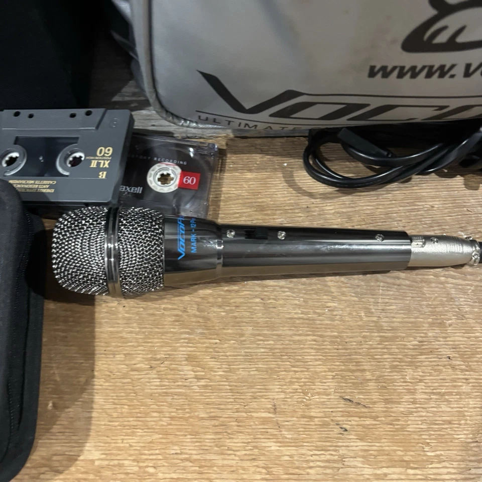 VocoPro Duet -II Karaoke System With Microphone Cassette CD Deck TESTED - Image 2 of 4