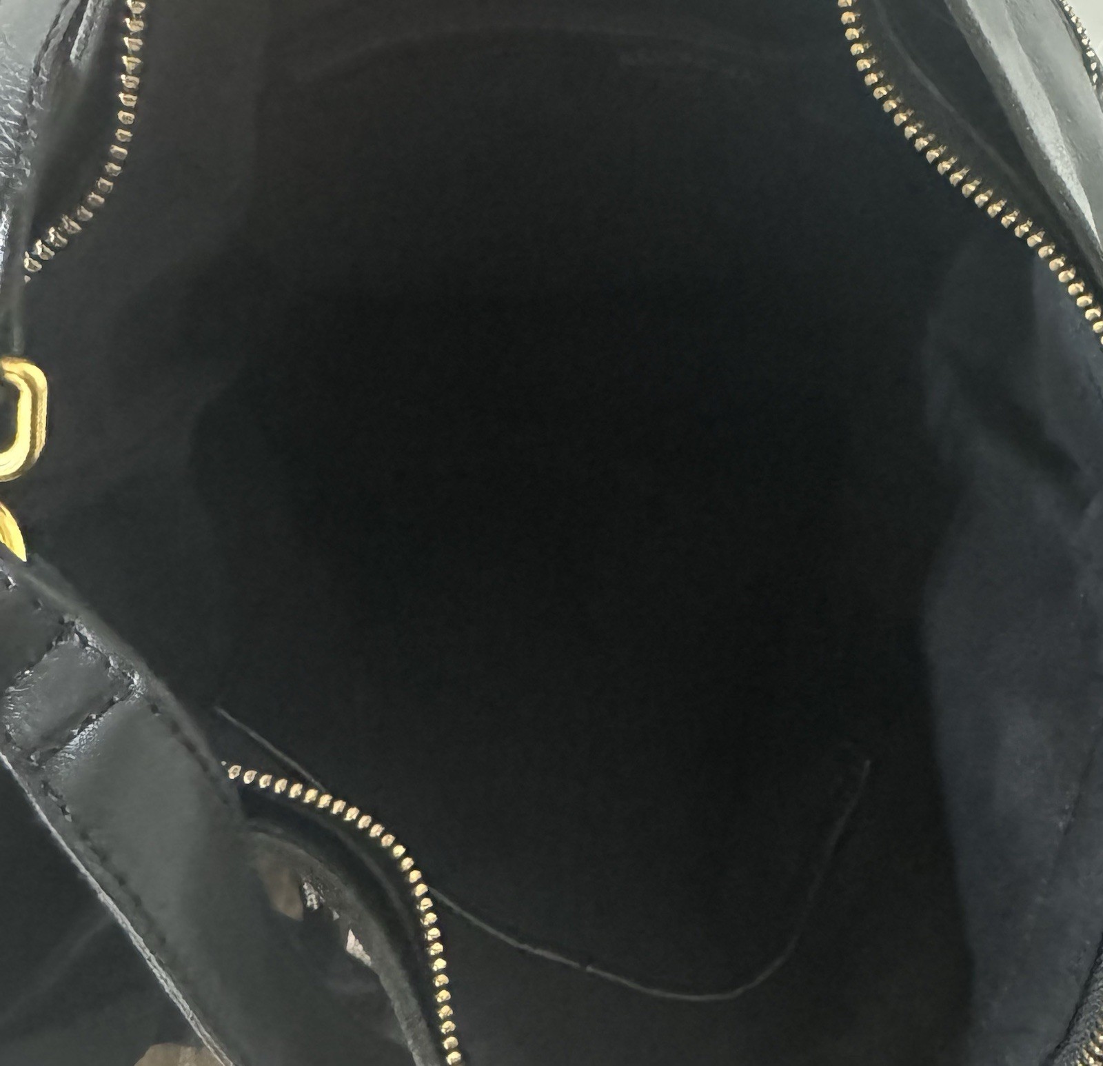 American Leather Co. Heritage Leather Zip Top Bucket Hobo Bag Black MSRP $195