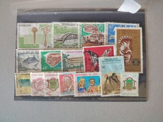 16 timbres Cote D Ivoire lot 237