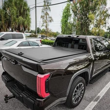 5.5FT Retractable Truck Bed Cover Hard Tonneau Cover For 2018-2025 Toyota Tundra