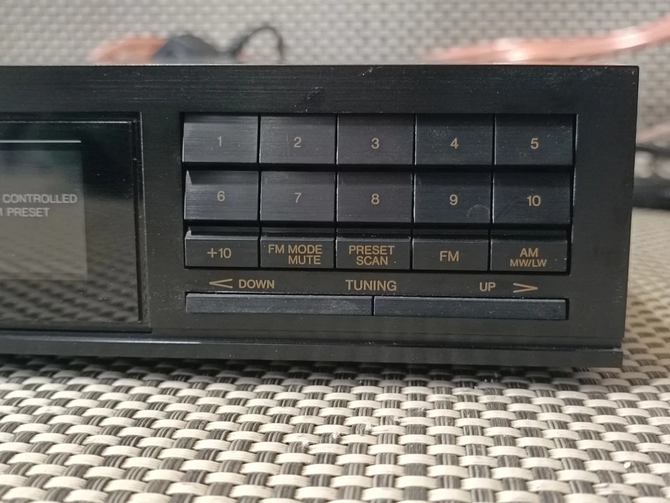 JVC FX-333BLK Computer Controlled Tuner Quarz Lock Radio Stereo Tuner - Bild 4 von 4