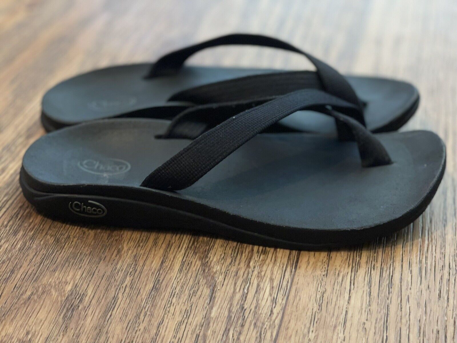 Women’s Chaco Thong Flip Flops Sandals Size 7 Bla… - image 5