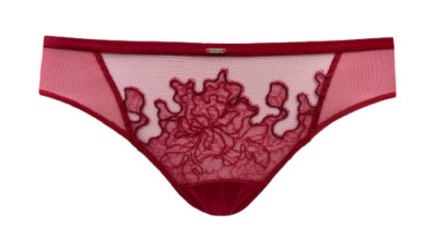 Triumph String Alluring Essence STR 40 42 44 rot NEU XMAS