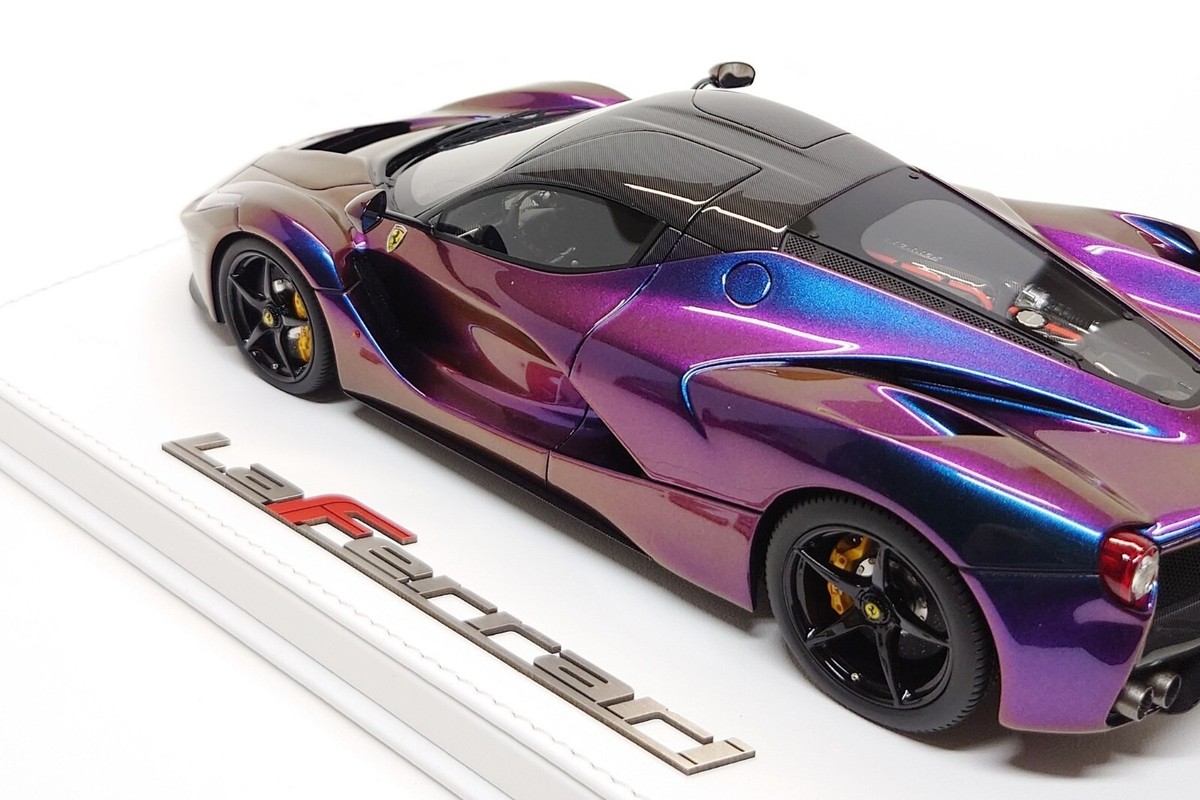 BBR Deluxe 1:18 Ferrari LaFerrari in Chameleon Purple / Carbon