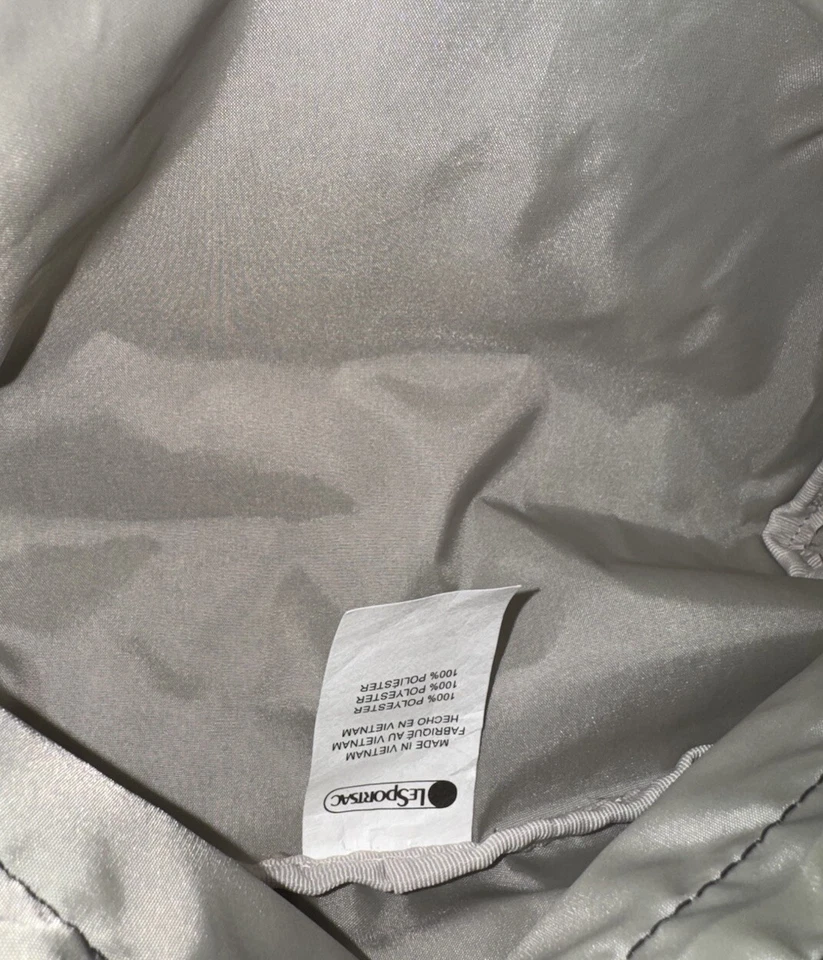 Riñonera Bandolera LeSportsac Negra Tech NUEVA Foto 3 de 4