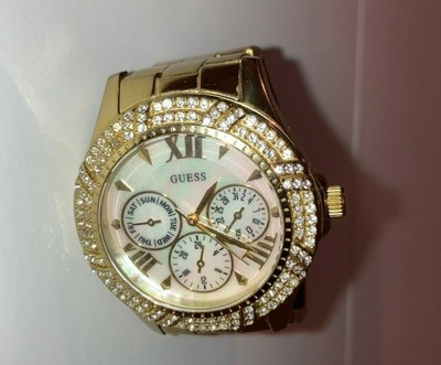 Guess Analog Gold Mother of Pearl Dial Women display picture 1