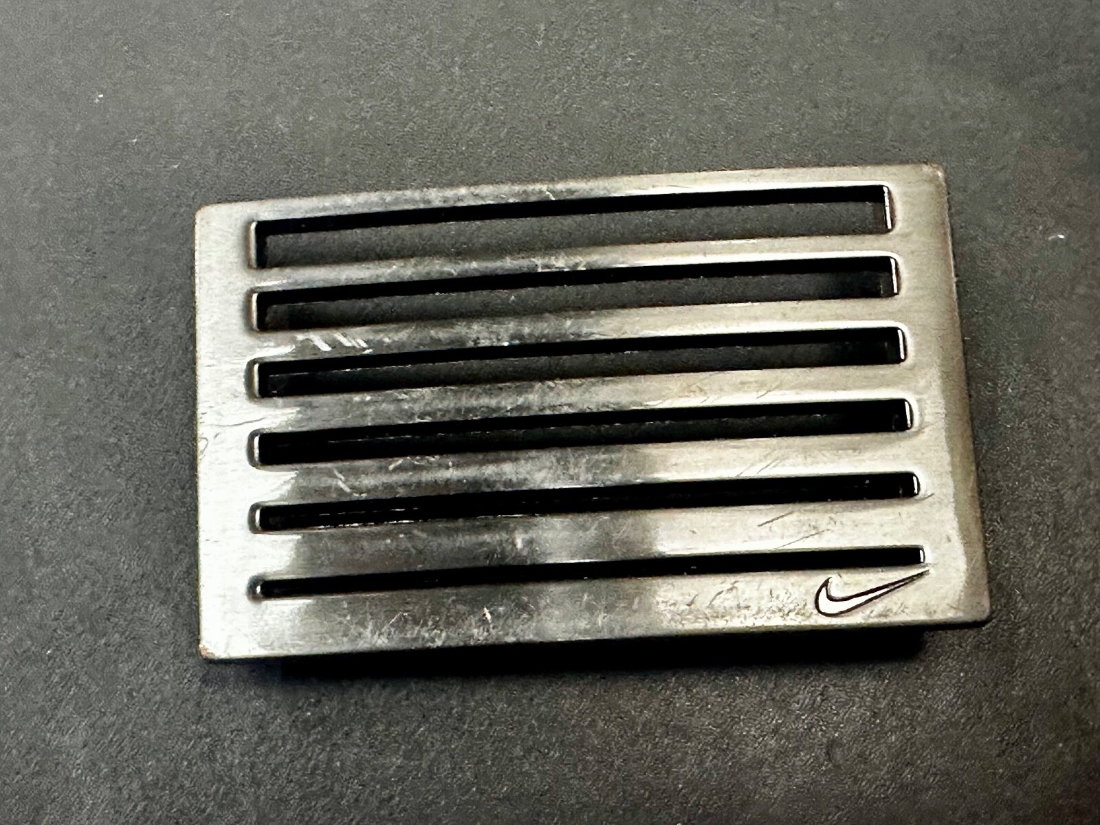 Nike Golf Rectangular Bar Pattern Metal Logo Silv… - image 13