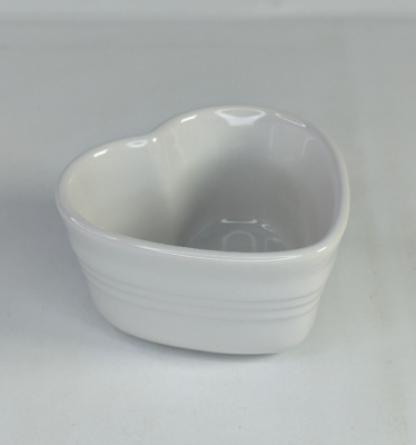 Le Creuset White Heart Ramekin Custard Cup #0402