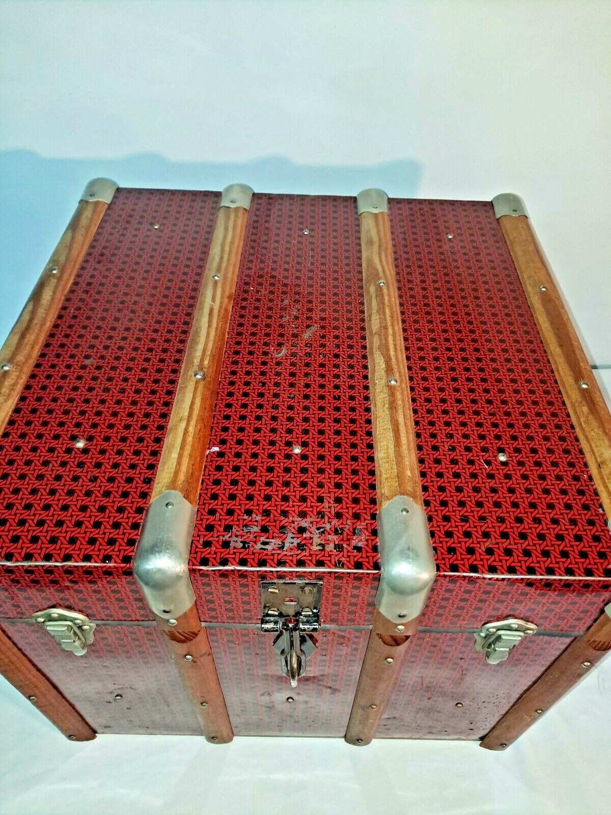 Picture 4 of 8