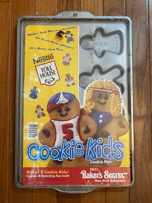 Ekco Nestle Toll House Cookie Kids Baking Sheet Non-Stick Pan Bakers Secret 