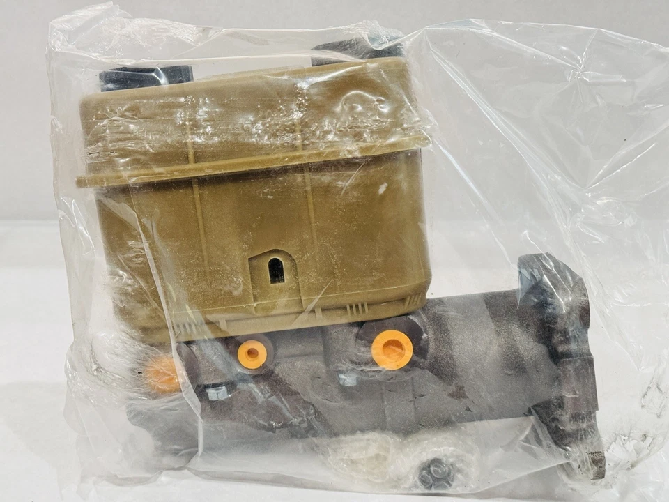 Cilindro maestro de freno ACDelco Gold 18M391540 para Ford/Peterbilt/Kenworth seleccionados Foto 2 de 4