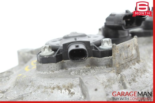 Mercedes W204 C350 4MATIC Front Right Engine Timing Chain Cover Plate OEM - Picture 8 of 12