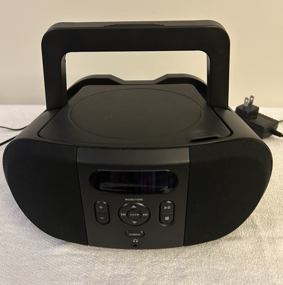 New ONN. Groove Portable CD Boombox with Digital FM Radio