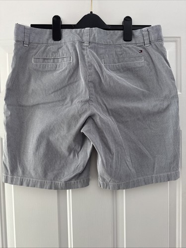 Tommy Hilfiger Women's Blue & White Striped Bermuda Flat Front Shorts - Size 12 - Picture 2 of 3