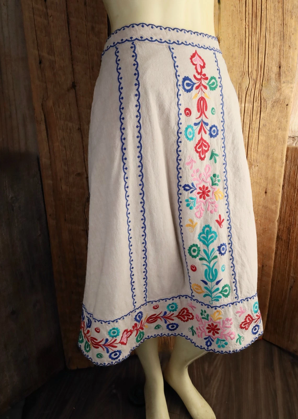 Boden Floral Embroidered Linen Skirt Size 8
