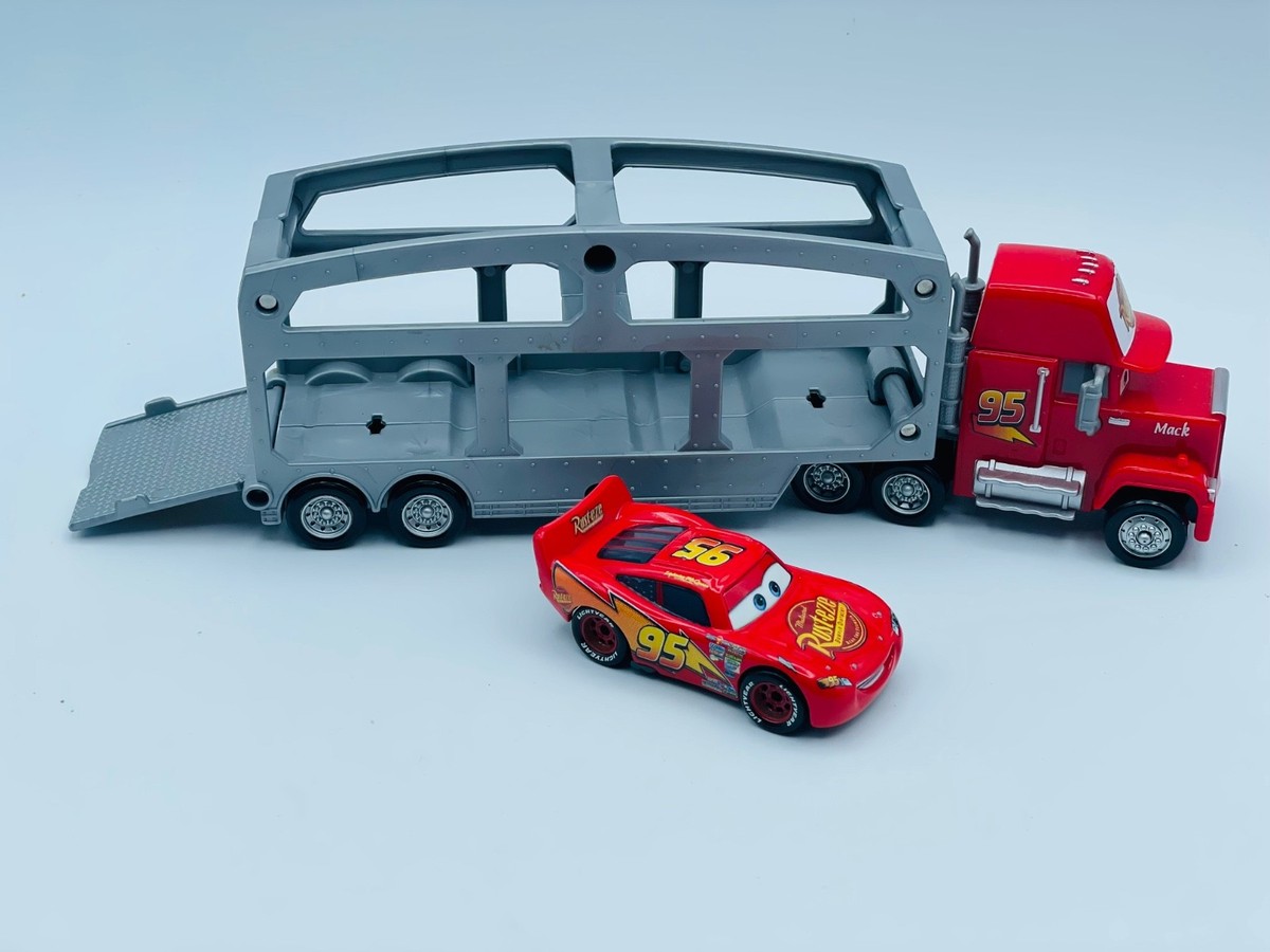 Disney Pixar Cars マックトレーラー Disney Pixar Cars Mack Hauler Cars 1 Truck Trailer Rusteze Red