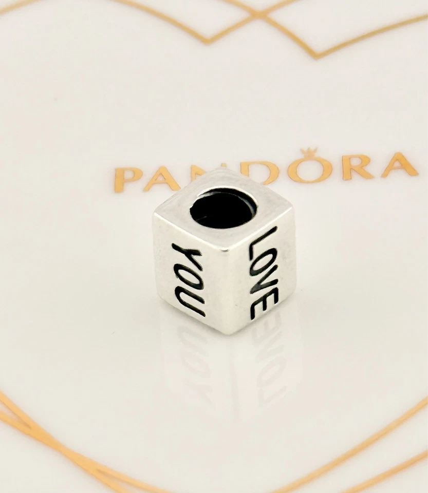EDIÇÃO LIMITADA Novo Berloque de Dados Quadrados Pandora Dois Tons 'I Love You' 790200 - Imagem 3 de 4