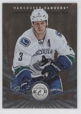 2013-14 Totally Certified Platinum Gold 6/25 Kevin Bieksa #8 3k4