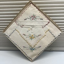 Vtg Linen Embroidered Handkerchiefs Boxed Set of 3