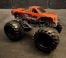 Hot Wheels Monster Jam Bad Company Monster  Truck 1:64  2023