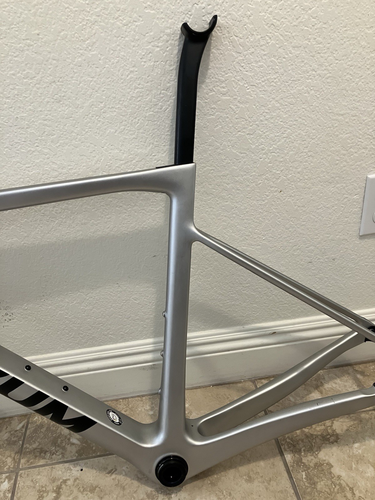 Ventum NS1 Carbon Fiber Frameset. 52cm