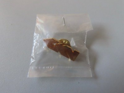 Vintage GKN Pin Anstecker - Luft- und Raumfahrttechnik Hubschrauber Memorabilia