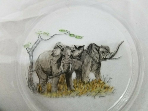 5 Glass 8" Plates With African Wild Animal Paintings, Pier I - Picture 2 of 6