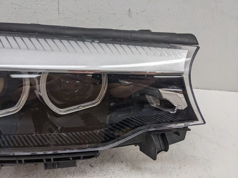 Faro delantero derecho pasajero BMW 520i 530i LED 2017-2020 V3 Foto 3 de 4