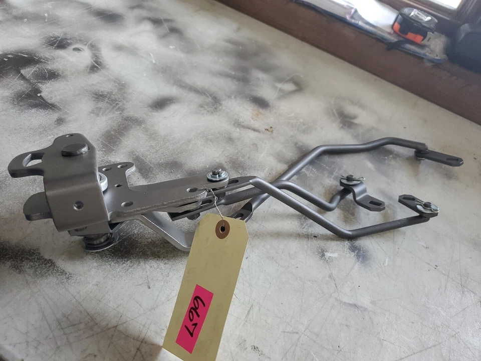 Conjunto de palanca de cambios de 4 velocidades Ford Fairlane 1968 fabricante de equipos originales reconstruido por Bill Heeley Foto 3 de 4