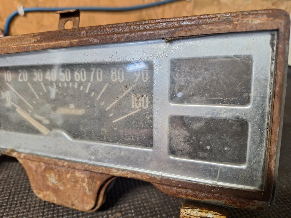 1946 1947 1948 Plymouth velocímetro amplificadores de aceite medidores ENVÍOS A TODO EL MUNDO Foto 3 de 4