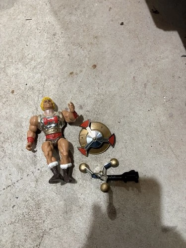 Vintage 1985 Masters Of The Universe Flying Fists He-Man Complete Action Figure