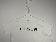 Tesla Logo White Tee Adult Size Medium Elon Musk T-Shirt, BRAND NEW CONDITION
