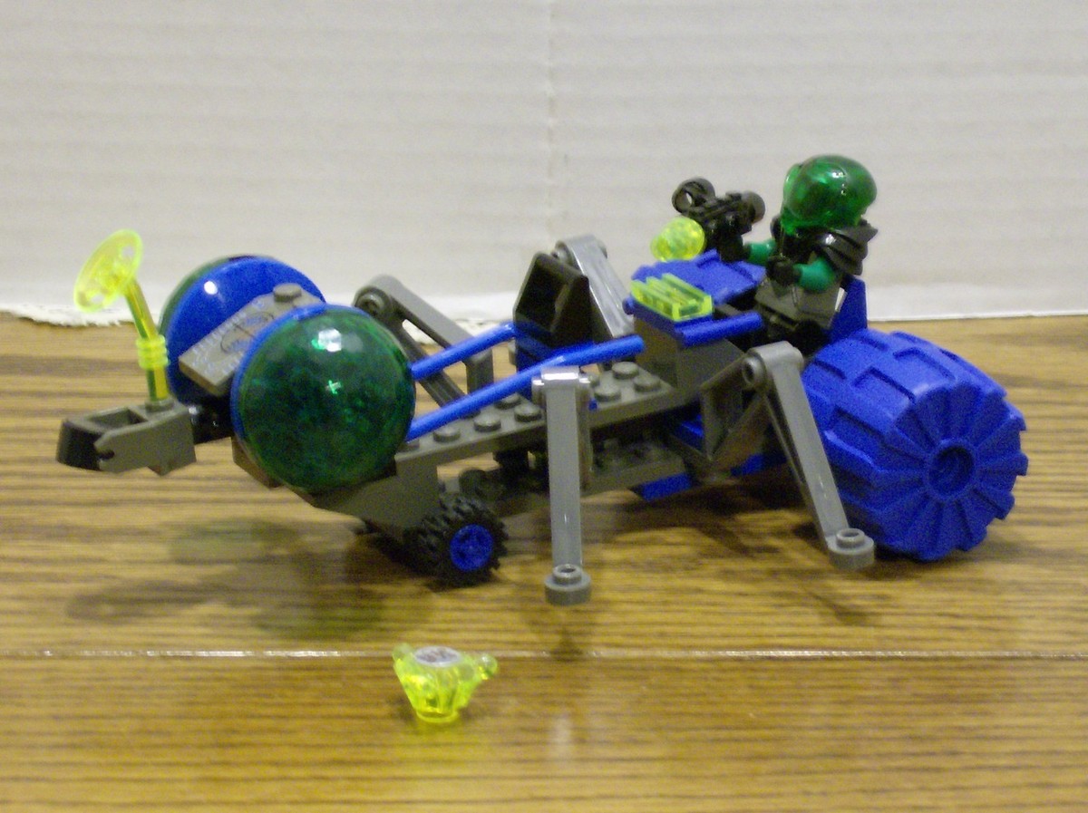 Lego 6837 Space Insectoids COSMIC CREEPER Complete w/Instructions