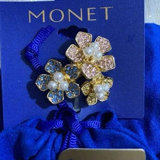 Monet Jewelry Scarf Ring 3 Flowers Gold Tone Rhinestones Color Glass