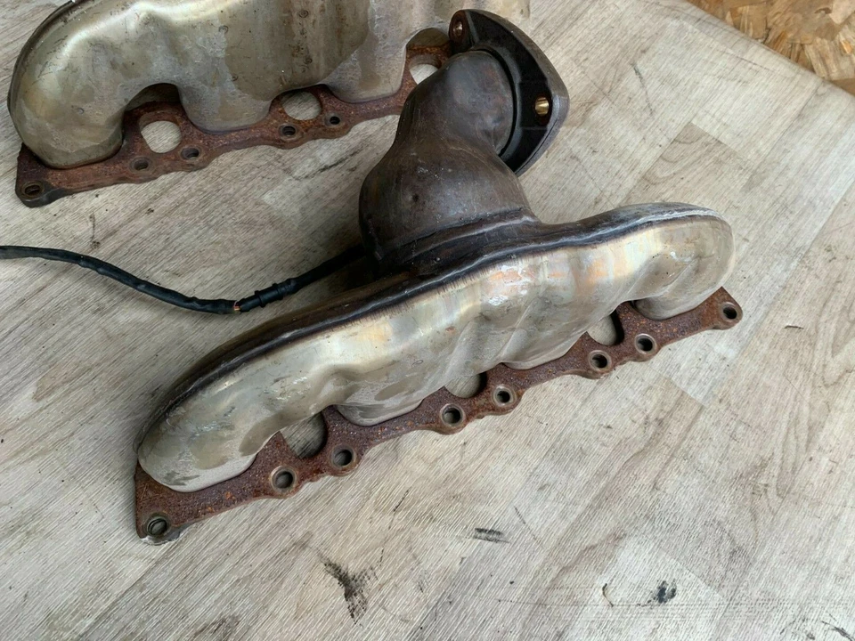 CABEZALES COLECTOR ESCAPE MOTOR PORSCHE CAYENNE OEM 03-06 V8 Foto 3 de 4