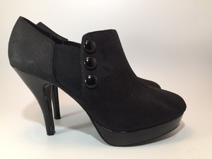 unlisted by kenneth cole women's heels