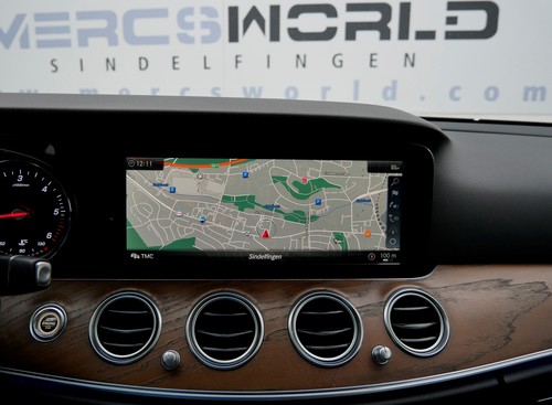 Nachrüstung Einbau Comand NTG 5.5 mit großem Display E-Klasse W213 S213 350d - Bild 1 von 3
