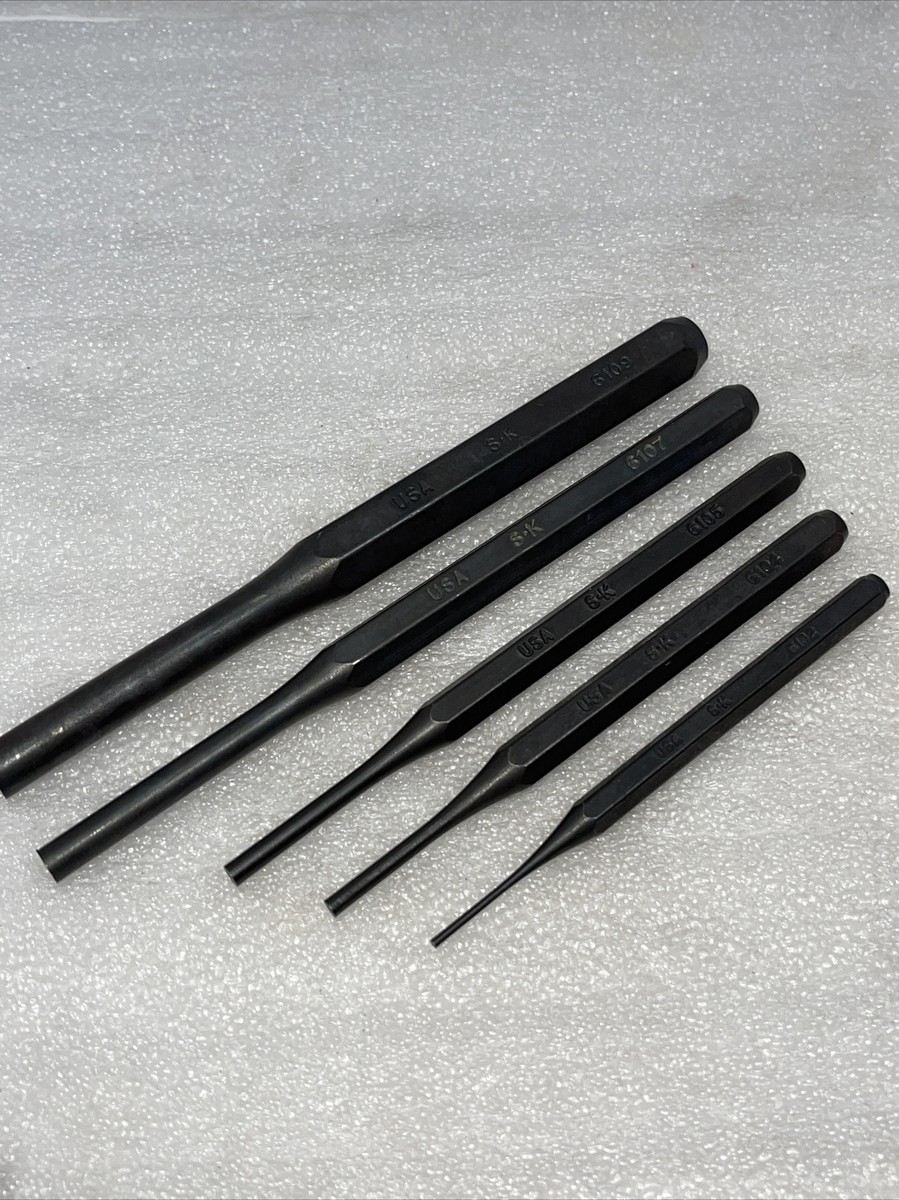 Supreme Bullet Hole Pin Black Orange セット Supreme Bullet Hole Pin (SS25)