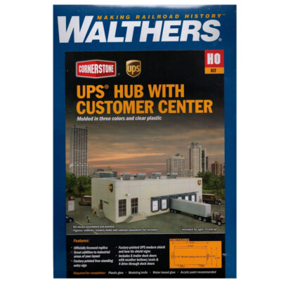 Walthers 933-4110 UPS(R) Hub with Customer Center Kit HO Scale Train