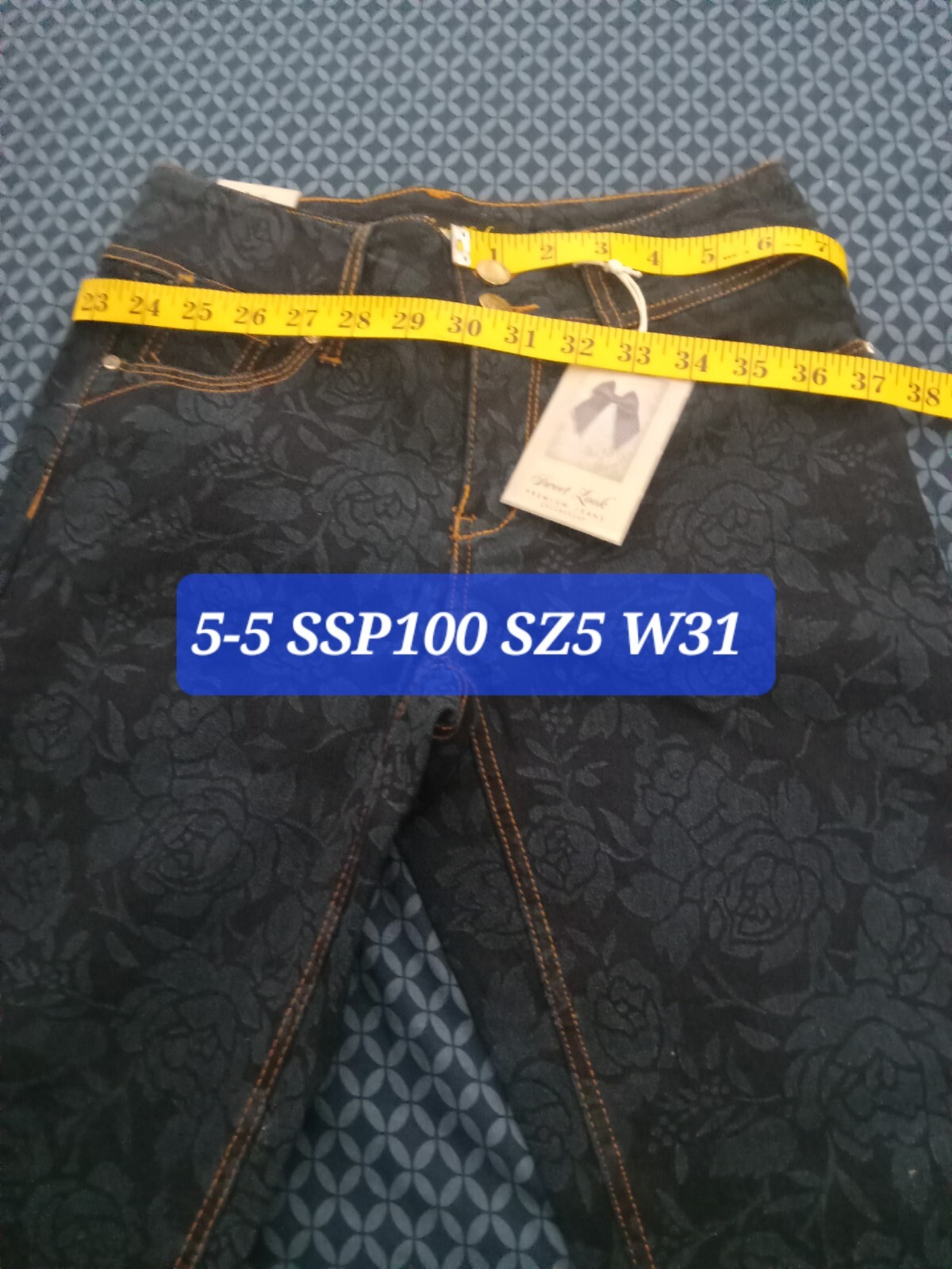 JEANS STRETCH DENIM DARK BLUE ,WAIST 31IN,  5-5 SSP100 SZ5, SKINNY JEANS-image