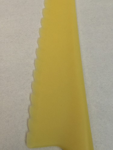 VINTAGE ZYLISS SERRATED KNIFE 12" CHOPPER YELLOW PLASTIC GREENS LETTUCE SLICING - Picture 14 of 16
