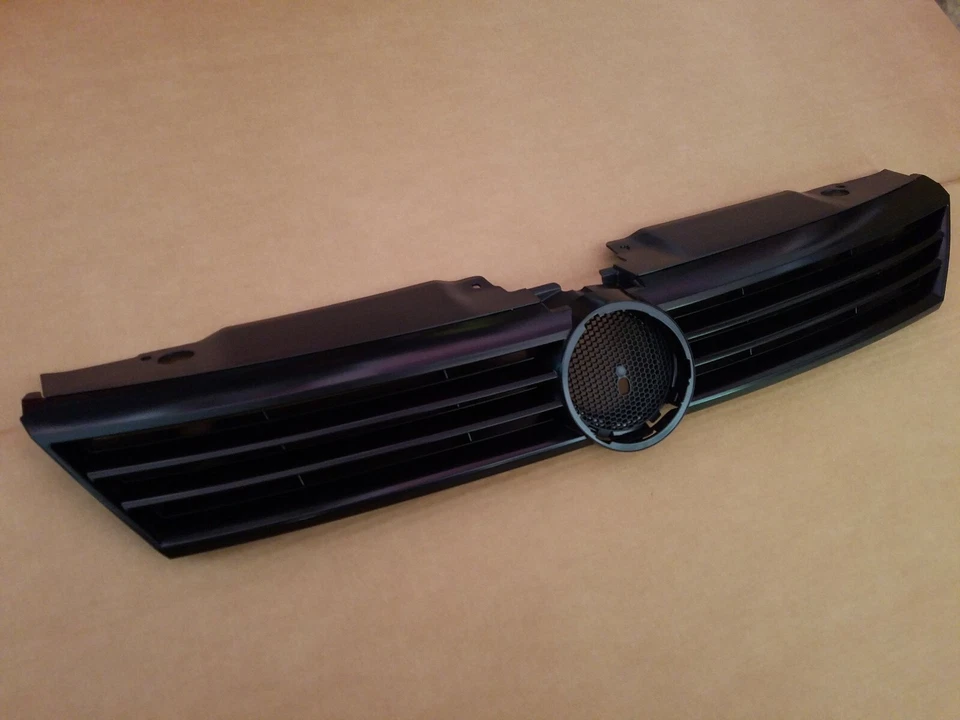 Parachoques delantero negro parrilla superior para VOLKSWAGEN JETTA SEDAN 2011-2014 NUEVO Foto 3 de 4