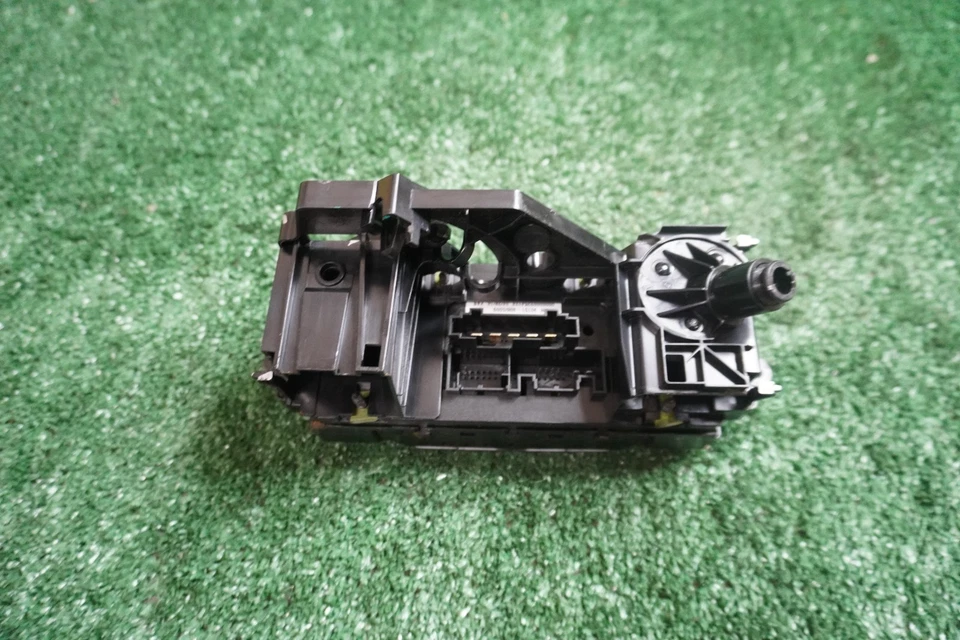 Volkswagen Beetle 2015 2016 panel de control de temperatura de aire acondicionado OEM 90151908 Foto 2 de 4