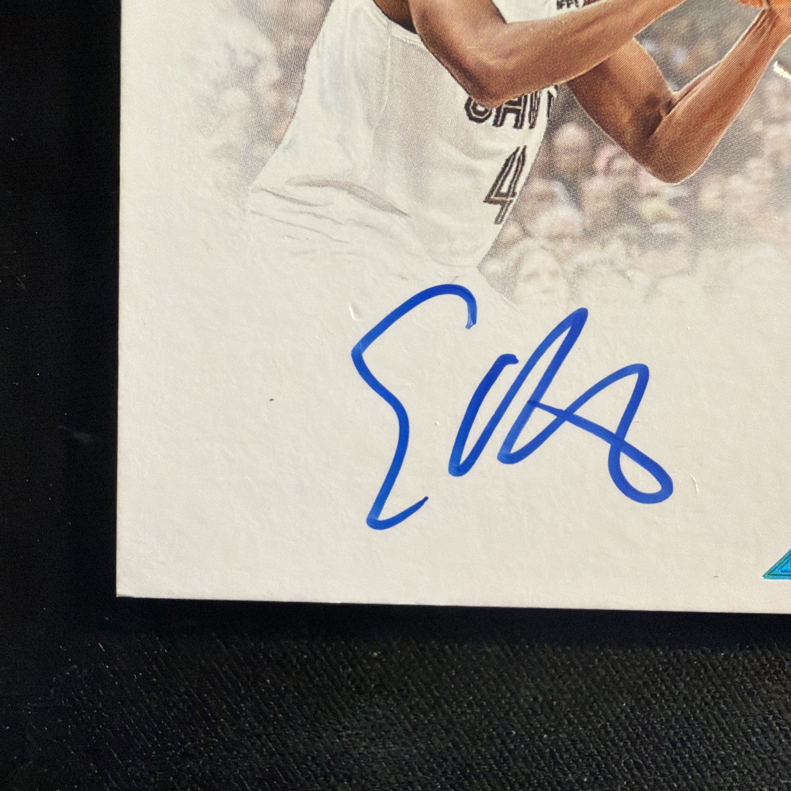 2024-25 Panini Flawless Evan Mobley 1 Of 1 Patch Auto 1/1 Cavaliers view 8