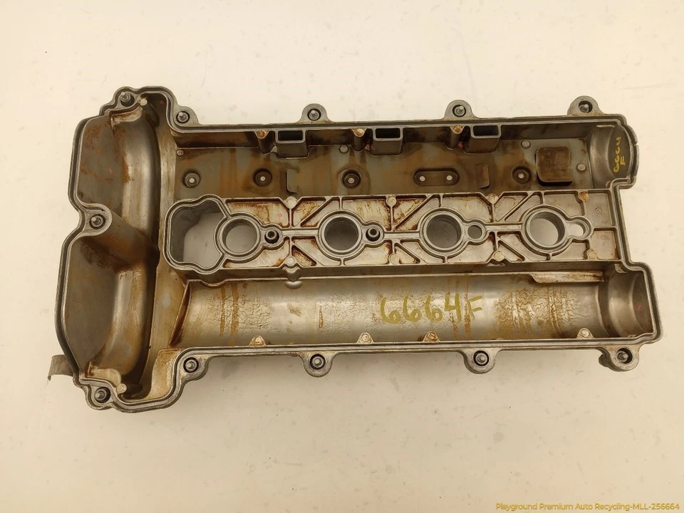 Pontiac Solstice Saturn Sky Engine Valve Cover 2.4L 4 Cylinder Fits 2006-2010 06 - Image 2 of 4