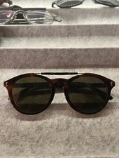 GUCCI SUNGLASES